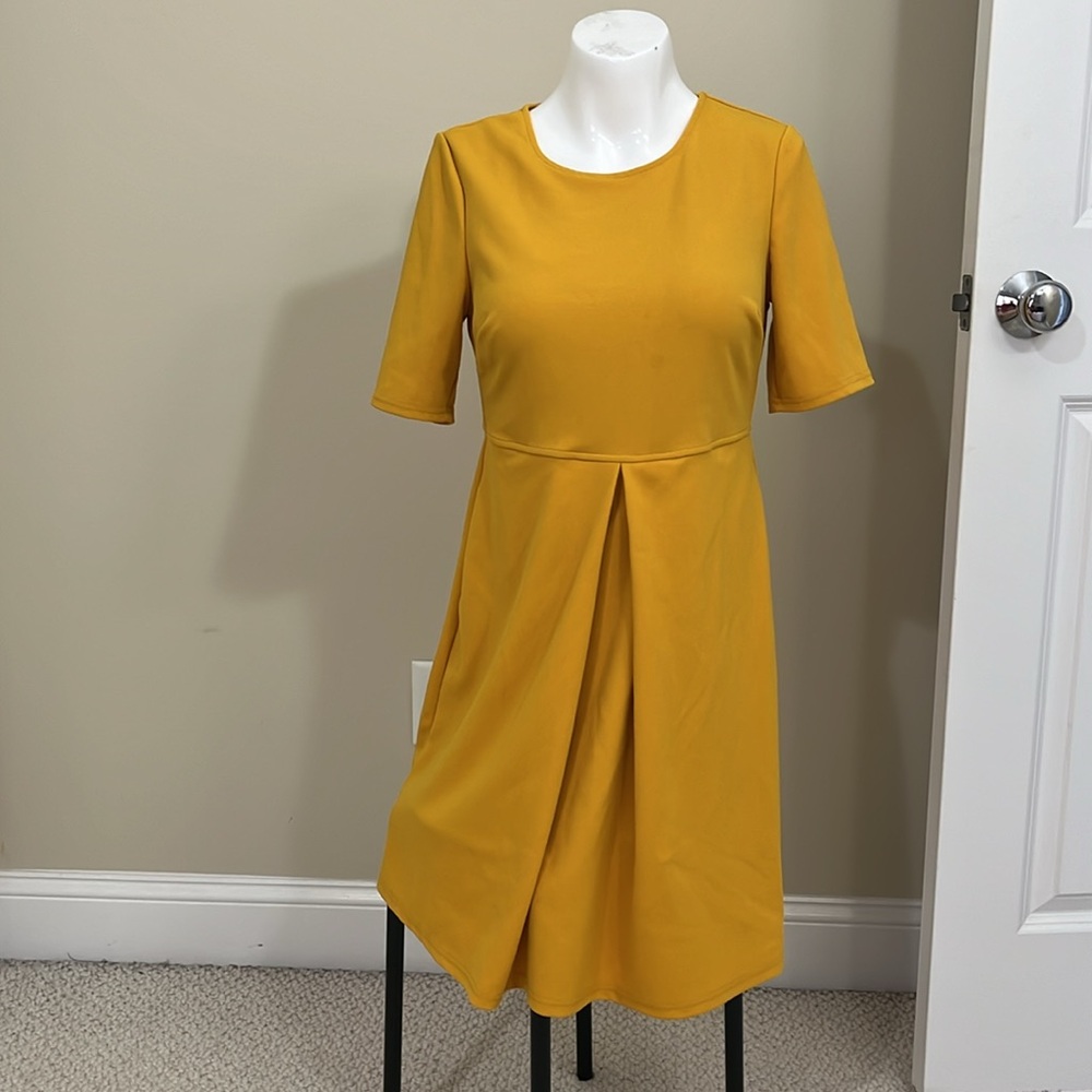 Tahari 3/4 Sleeve Split Front Crepe Dress